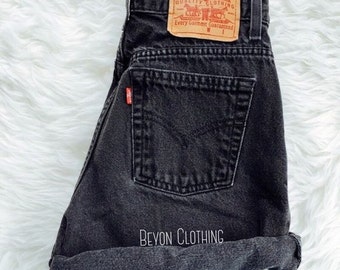 Be·Plain Jane - Levi / LEE / Wrangler etc // Denim Black High Waist Vintage Shorts - Cuffed