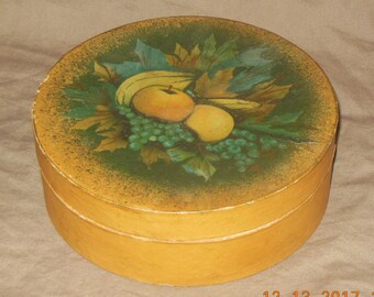 Primitive stenciled box Fruits Paper Mache Fruits Papier Mache Round box