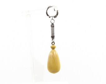 Key simple silver wooden country.