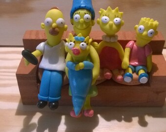 Decorative figurines: family simpsons cold porcelain