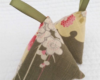 Lavender pyramid set, lavender sachet set, lavender bags, Japanese sachets, housewarming gift, gift for her, gift for Mum, Mother's Day gift