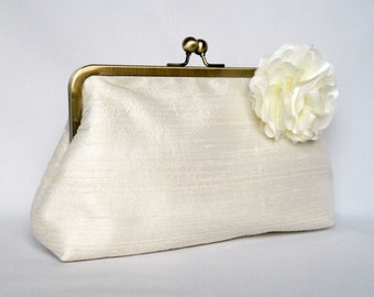 Bridal clutch purse, Ivory Dupioni Silk Clutch Purse, Wedding Clutch Purse, Ivory Silk Clutch, Floral Silk Clutch,Bridesmaids Clutch