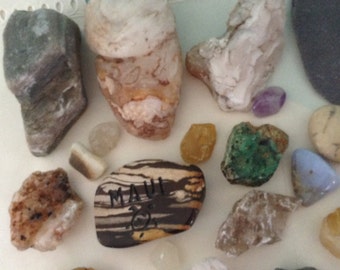 Rocks and minerals - Rock Collection - Maui souvenir - crystal - rock specimens - gift for Kids - homeschooling - science fair project