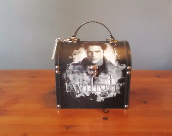Twlight Saga Purse, Treasure Box, Travel Case Item 1197