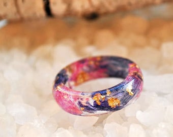 eco resin ring,resin nature ring, nature inspired jewelry, terrarium ring, cocktail ring, flowers in resin,real flower ring, wedding ring