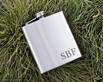 Custom Engraved Flask, Groomsmen Gift, Wedding Party Gift, Gift for Him, Monogram Flask, Gifts for Best Man, Personalized Flask (GG4049)