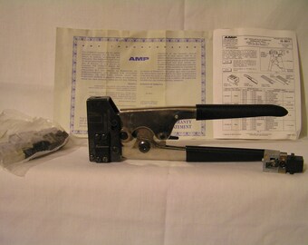 AMP TERMINATING TOOL