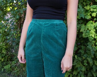 True Vintage 1950s / 1960s Koret of California Corduroy Emerald Green Summer Shorts Small / X-small