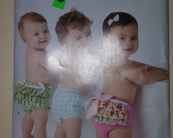 Simplicity Pattern for a Child Size S-L