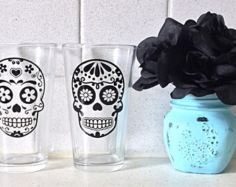 Set Of 4 Day Of The Dead Pint Glasses • Dia De Los Muertos • Sugar Skulls • Pint Glass Set