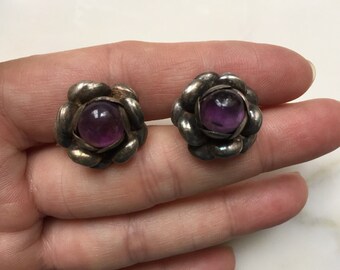 Amethyst flower earrings -- 62