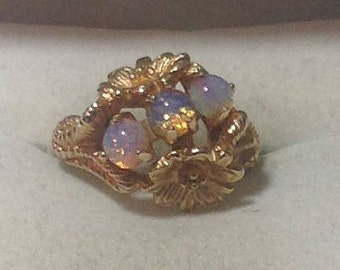 Vintage Avon Gold Tone Ring