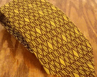 vtg 60s Cricket for Stix Baer & Fuller Gold Diamond Wide Tie Necktie 53" 4"