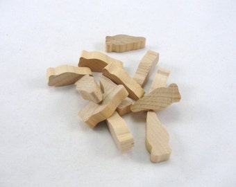 Wooden carrot unfinished DIY set of 12