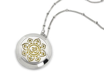 Silver Aum/Om Aromatherapy / Essential Oils Diffuser Necklace, Bag, 9 Diffuser