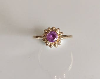 Amethyst ring, vintage flower, solid 14k