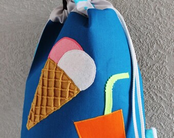 Snack bag. Original design "P-tite-face" lined with cotton.
