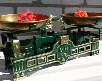 Antique Scale, Vintage Soviet Market Scales, 5kg, Office decor, Vintage Scale, Kitchen Scale, Cast Iron Scale, Balance scale, market scale