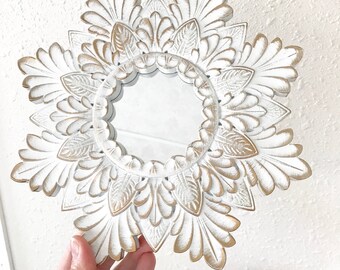 Vintage verzierten Gold gerahmte Spiegel • Runde Akzent Spiegel • Boho-Dekor