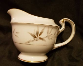 Harmony House "Vicki" creamer dish
