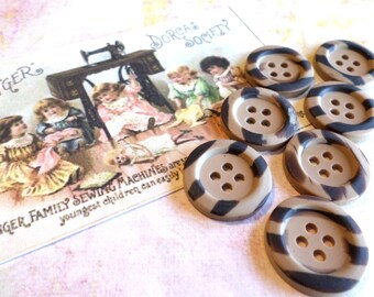7 Tan & Black Striped Vintage Buttons 3/4 Inch for Sewing Crafts Scrapbooking Cardmaking Jewelry