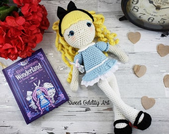 alice in wonderland doll, crochet alice, alice toy, alice plush, alice in wonderland plush