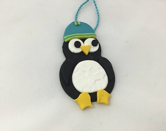 Penguin gift tag/ decoration