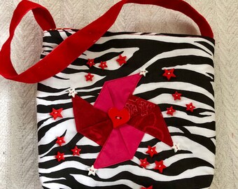 Child's Valentine tote/bag. 7"x8".