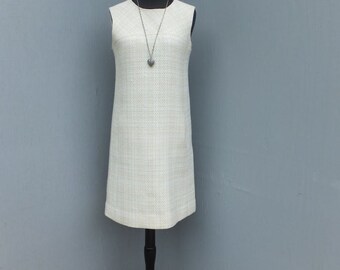 Vintage 1970s Wool Shift Style Dress, Front Pockets, Preppy, Academia, School Dress, Pale Yellow