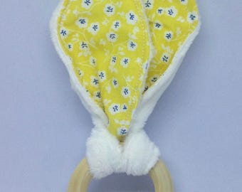 Rattle "Bunny" to ease the pain with sweetness!