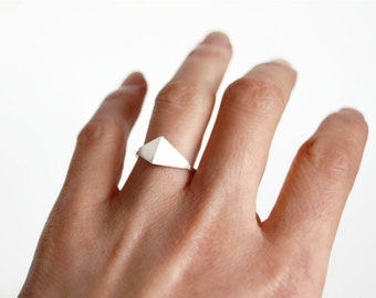 Geometric minimalist ring, geometric silver ring, minimalist silver ring, teardrop silver ring, simple silver ring, triangle silver ring