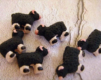 4 Tiny Black Sheep Beads - CB611