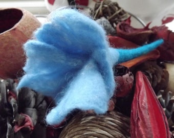 Hand Felted, Blue Flower Brooch/Pin - Ready to dispatch.