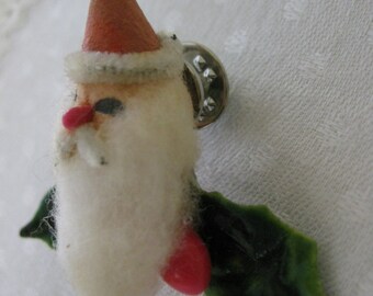 Vintage Spun Cotton Santa Holiday Lapel Pin - Made in Japan