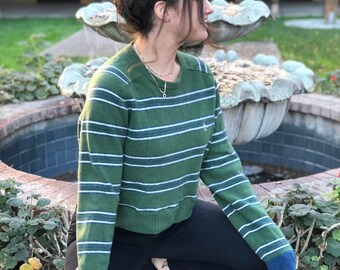 The Cole // Repurposed & Recycled Cropped Sweater / Oversized Sweater / Slouchy Sweater / VINTAGE / Urban Outfitters Style / S or M