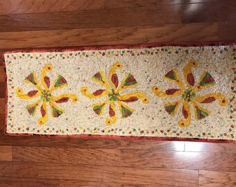 Confetti Fraktur Runner