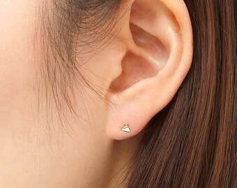 14K Solid Gold Triangle Stud Earrings, Tiny Triangle Earrings, 14K Gold Studs, Minimalist Earrings,