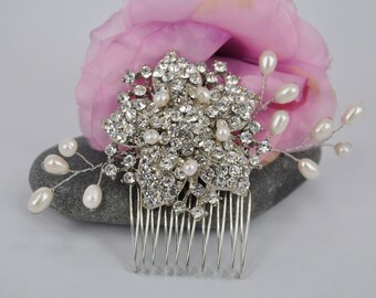 Sakura Blossoms - Vintage style Rhinestone and Freshwater Pearl Bridal hair comb