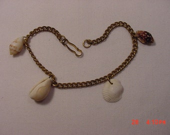 Vintage Real Seashell Bracelet 16 - 342