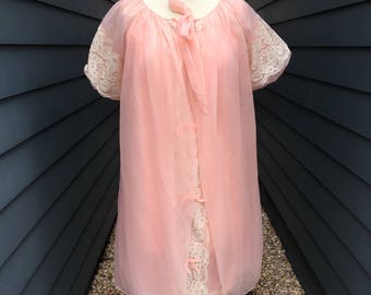 1970s Avian Lingerie Set // Pink Lingerie Set // Vintage Lingerie Set // Vintage Nightgown and robe