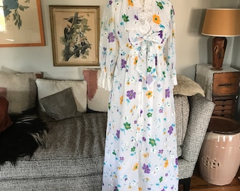 Joseph Magnin Cotton Floral Maxi Dress with Lace and a Bow M