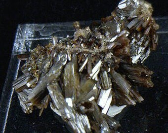 Arsenian Vanadinite Crystals, Mexico - Mineral Specimen for Sale