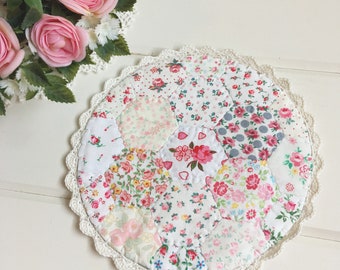 a most lovely hexie patchwork doily no. 1