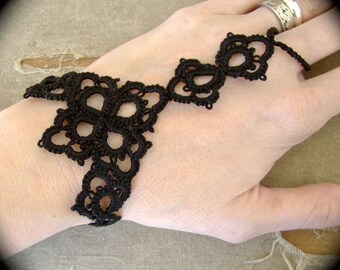 Tatted Slave Bracelet - Petals