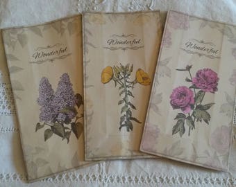 Set of 3 shabby chic gift bag / wrap paper / old paper look