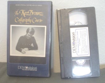 Vintage The Ken Brown Calligraphy Course Demovision Instructional Non-Broadcast Series 1 Hour Teaches his method DA-601 1983 Artistry EC BIN