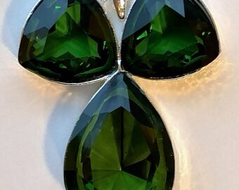 Deep Emerald Green Pendant