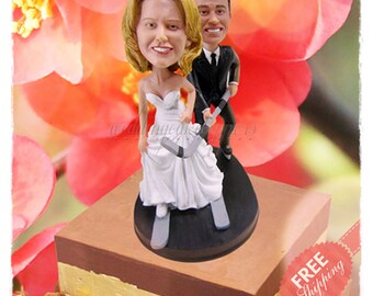 Hockey cake toppers Skiing cake toppers Winter wedding cake toppers Personalised cake topper Unique wedding cake toppers Custom cake topper