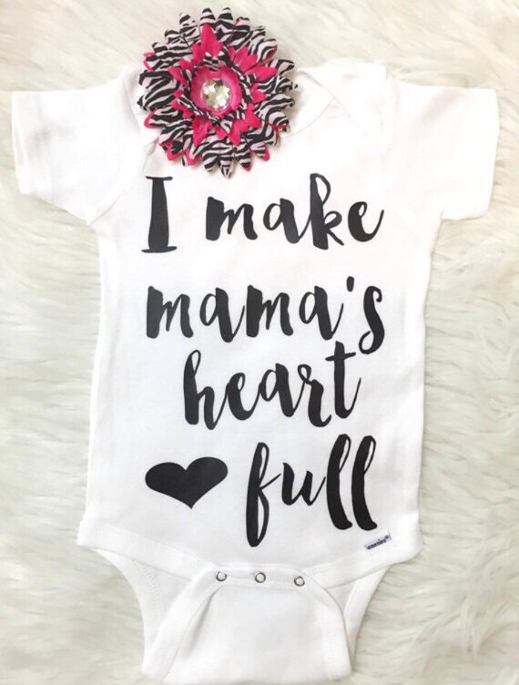 I make mama's heart full Bodysuit Mama Bodysuit Mothers