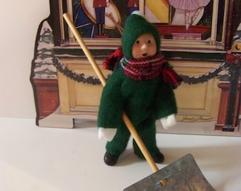 Byers Choice-boy with snow shovel 1992